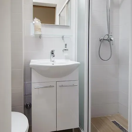 Guest house La Perla Luxury 3*