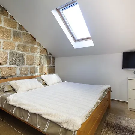 Guest house La Perla Luxury 3*